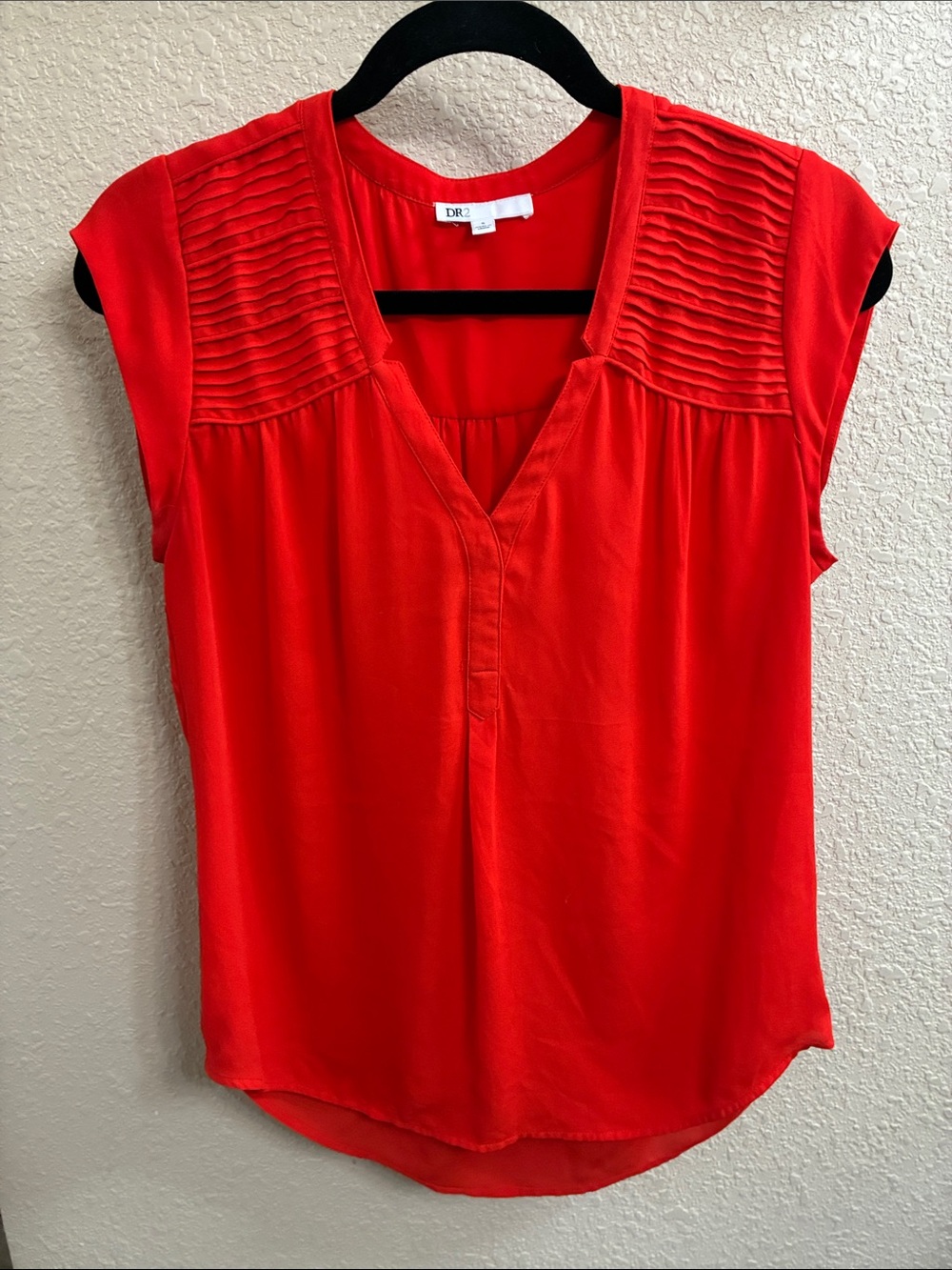 DR2 Red Pintuck Cap-Sleeve V-Neck Top